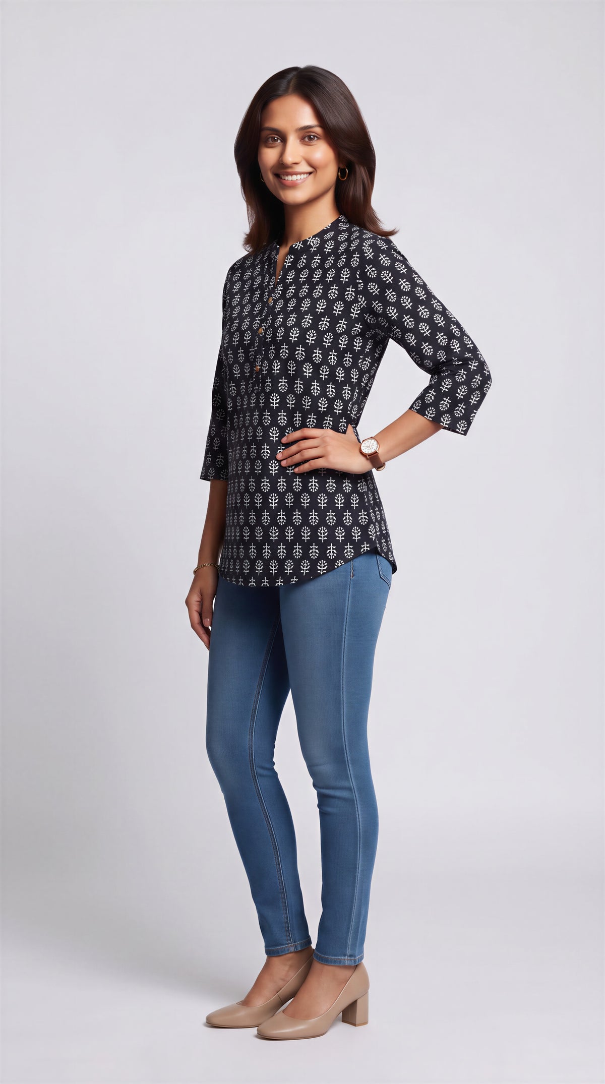 Noir Sprig Regular Short Top