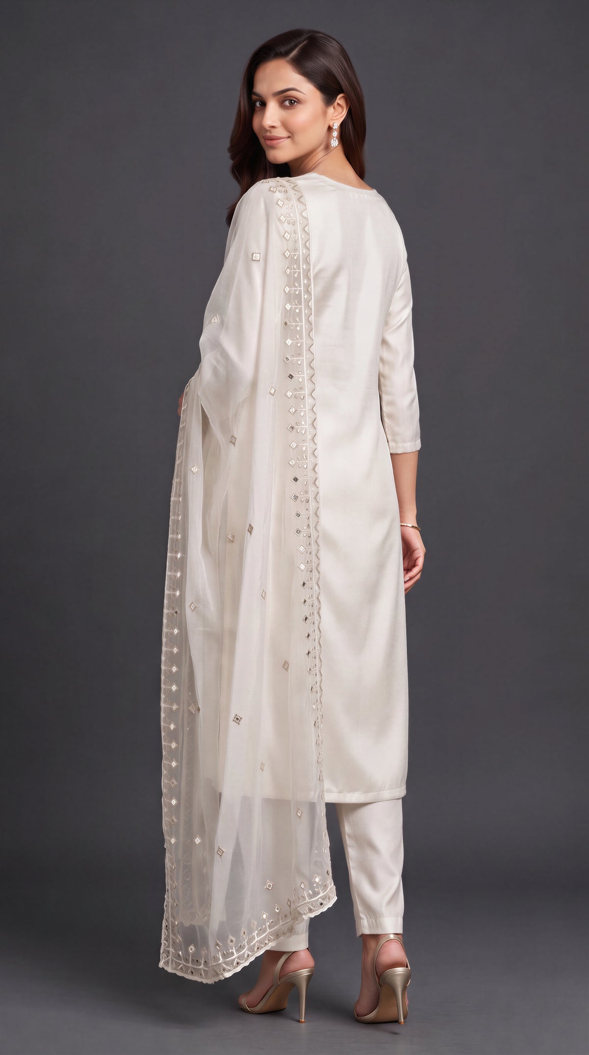 Ivory Gulnaar Kurta Set