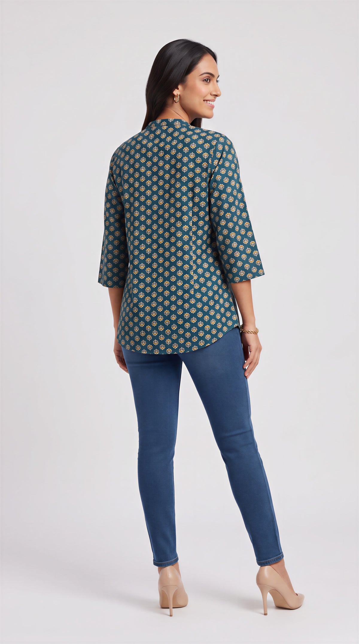 Emerald Sprig Short Top