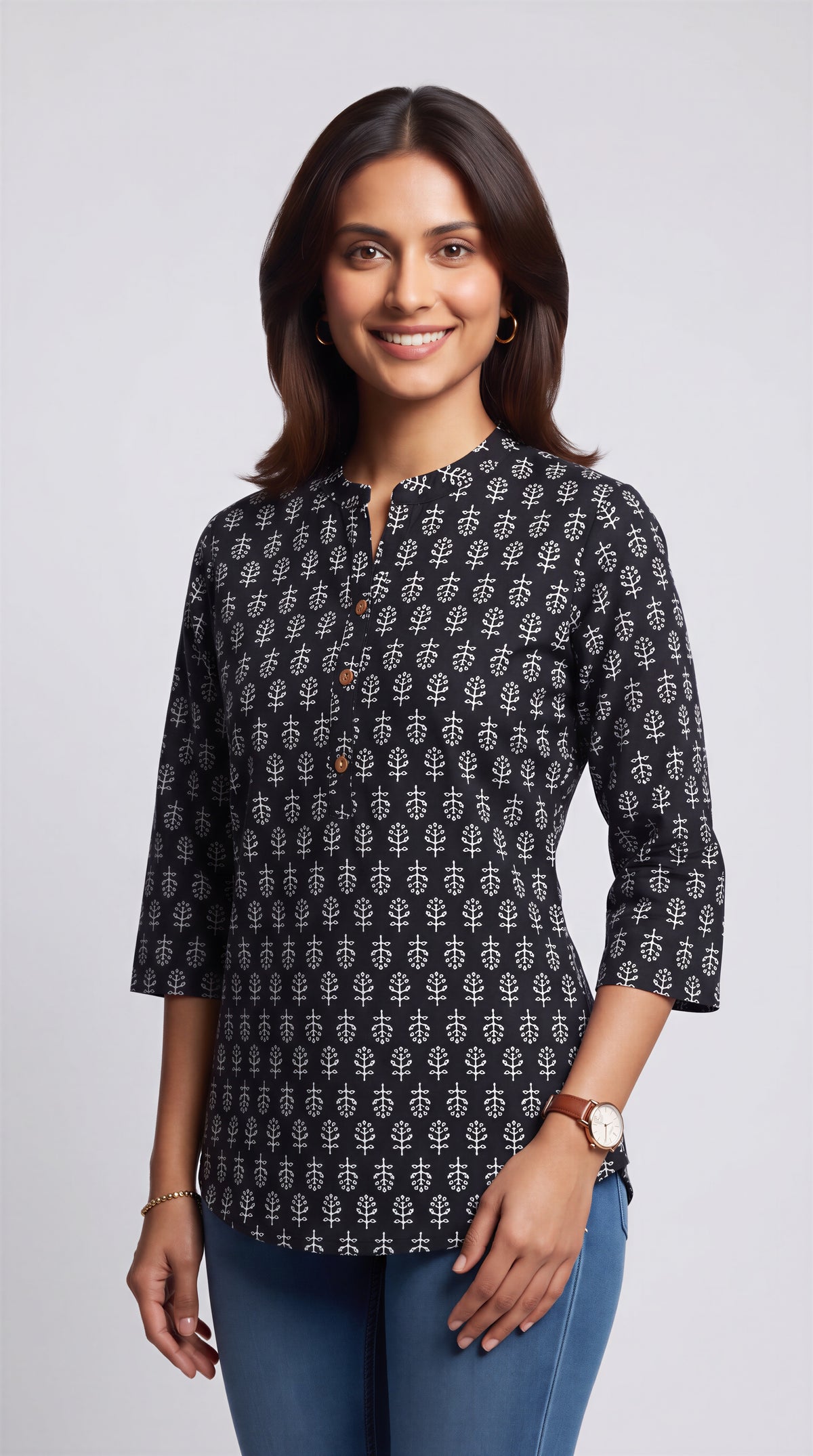 Noir Sprig Regular Short Top