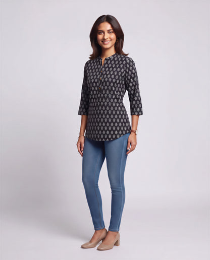 Noir Sprig Regular Short Top